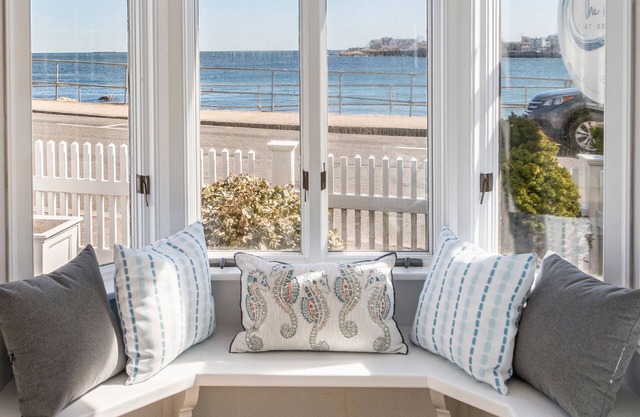 The Cove at Rockport Hotel
