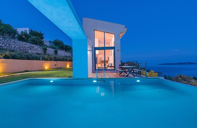 The Dynasty Villas - 10-bedrooms Luxury Villas with private pool
