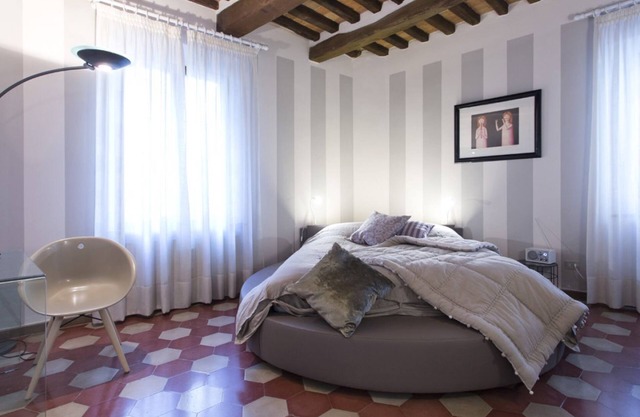 THE EATER'S NEST - Unique in the Piazza del Campo
