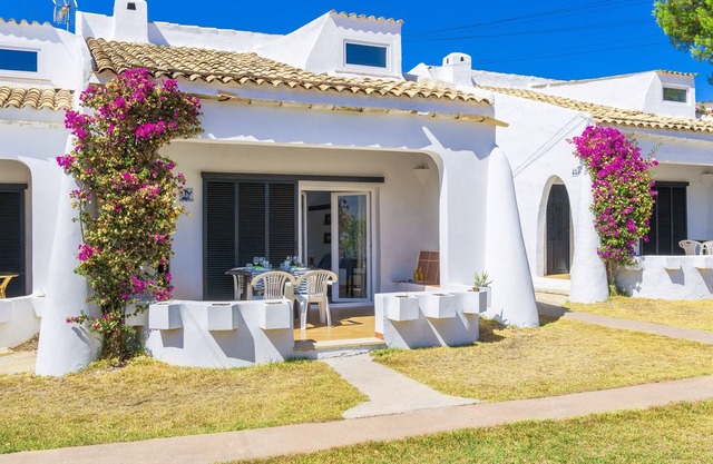 The flair of Ibiza on the coast — Casa Morrás 42