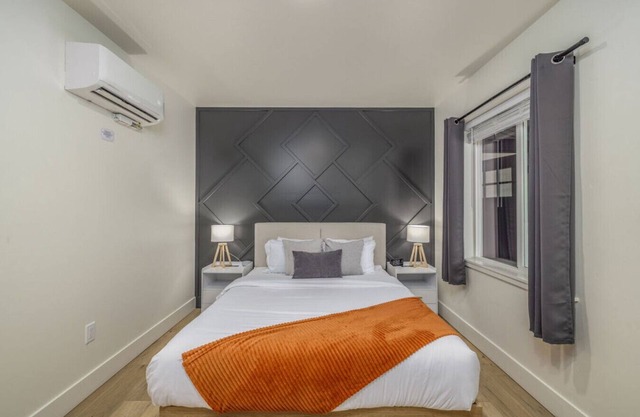 The Flats - Suite 7 - Downtown CDA!