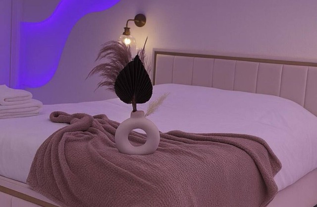 The Floor - Suite Passion d'Or & private Jacuzzi