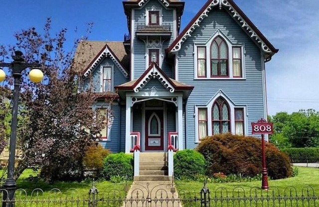 The Frederick R. Feitshans House