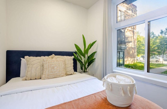 The Grand NDG Stay|Your Home in NDG