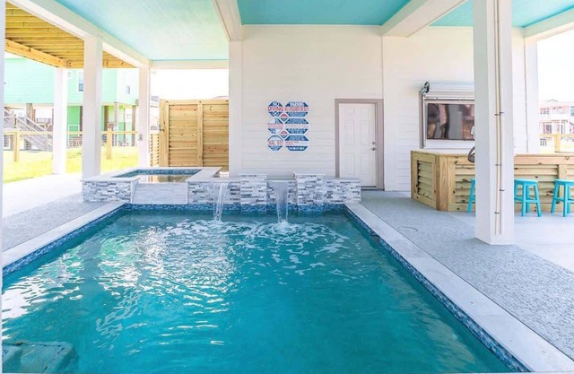 The Grand Pearl: Private Pool & Spa ~ Beach Access