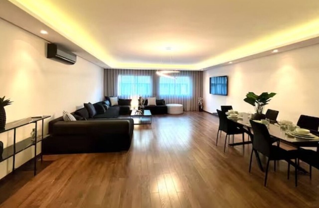 The Grandiose 180 m2 w/ 3 Bedrooms Golden Triangle
