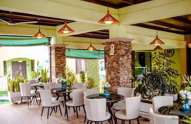 The Green Royal Hotel
