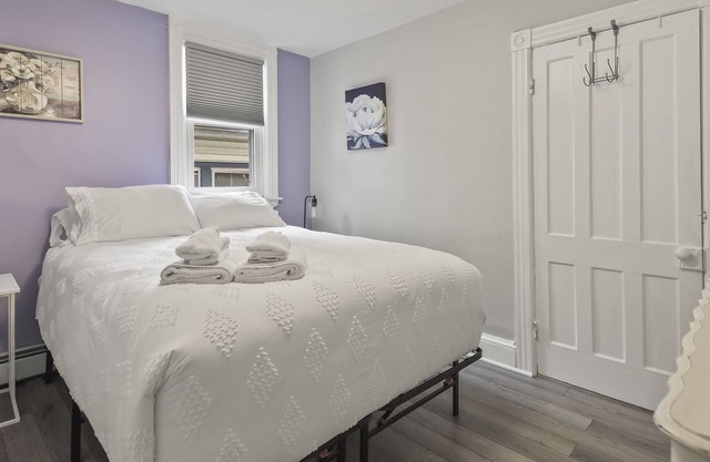 The Inn at Ocean Grove - Sweet Violets
