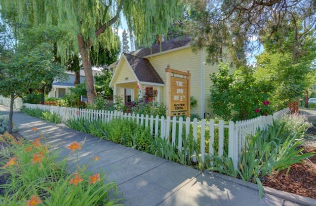 The Inn on 5th Street!