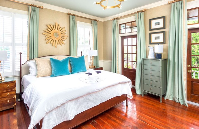 The Inns at 154 Spring Street – 2 BR / 2 BA