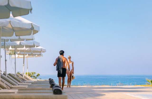 The Ivi Mare - Designed for Adults