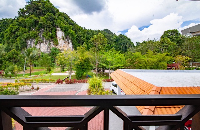 The Kandu Resort