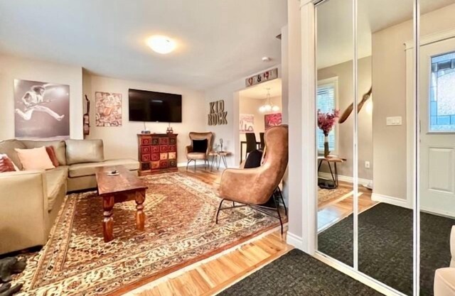 *The Kid Rock* Bright, Spacious and Modern Home!
