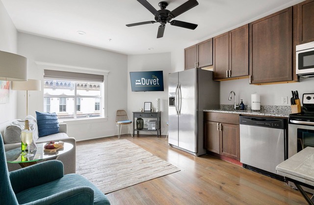 The King Suites at 493 - 8 Suites, 16 Bedrooms