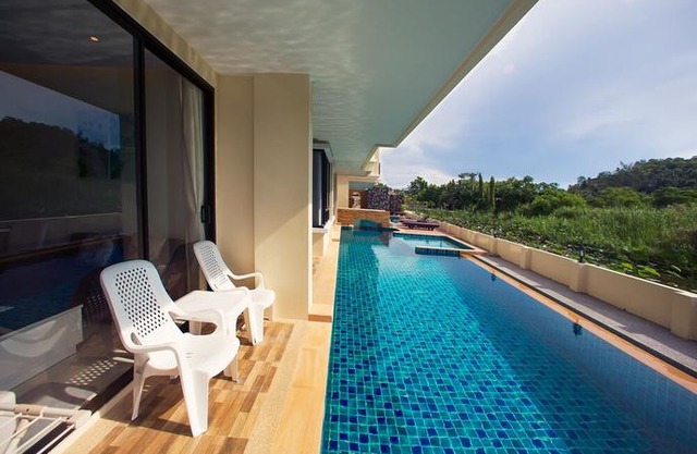 The Lago 05