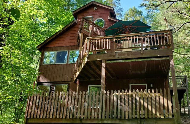 The Lake House (Hocking Hills Area)