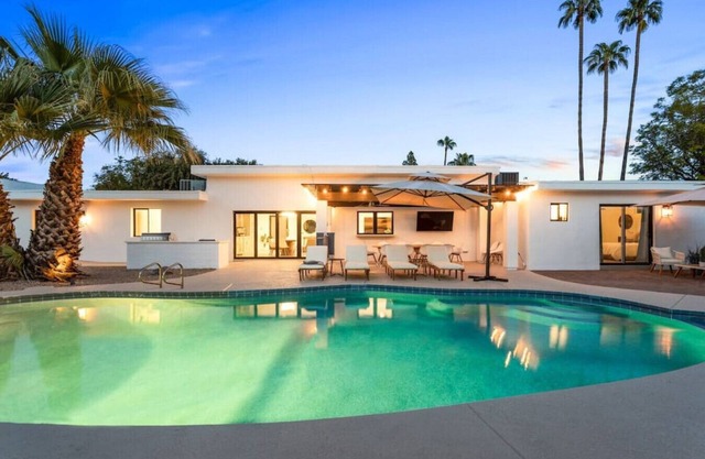 The Laurel of Phoenix