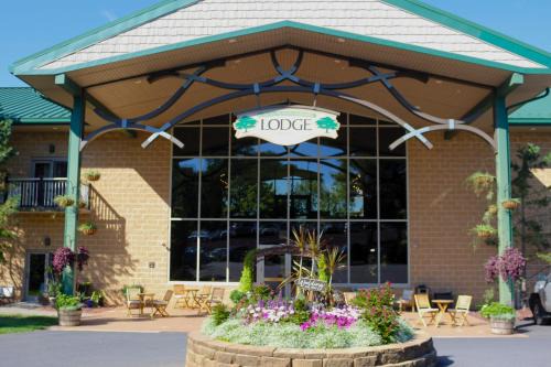 The Lodge at Woodstone Country Club