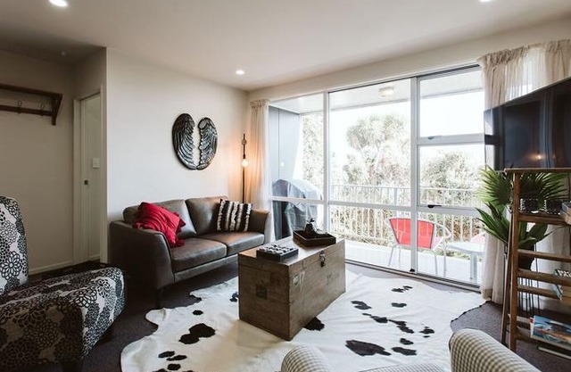 The Loft No3 - Convenient In Strandon