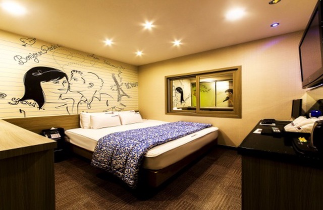 The M Hotel