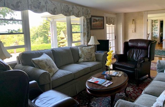 The Maguire House Bed & Breakfast