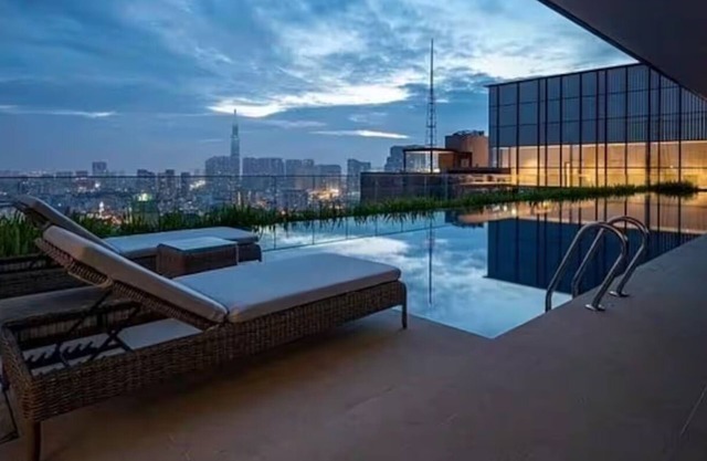 The MarQ Residences Luxury Suite