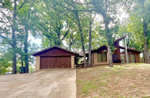 The Merrill House and Art Gallery