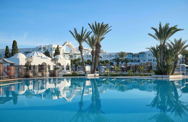 The Mirage Resort & SPA