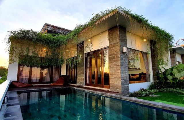 The Ocean Views Luxury Villas & Apartment