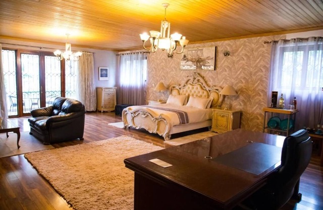 The Palace Inn Karen - Executive Suiten
