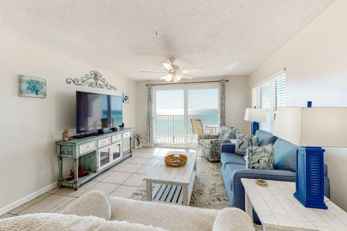 The Palms 401