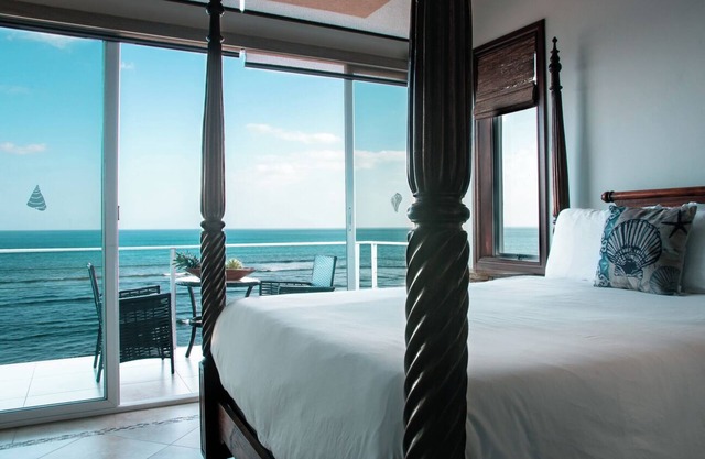 The Pearl – Romantic Oceanfront Hideaway – Panama