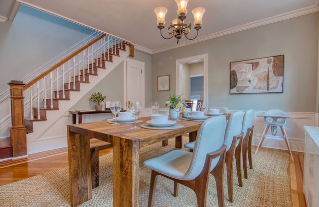 The Perfect Place To Stay: King Beds, Outdoor Space, Driveway Parking, Spacious