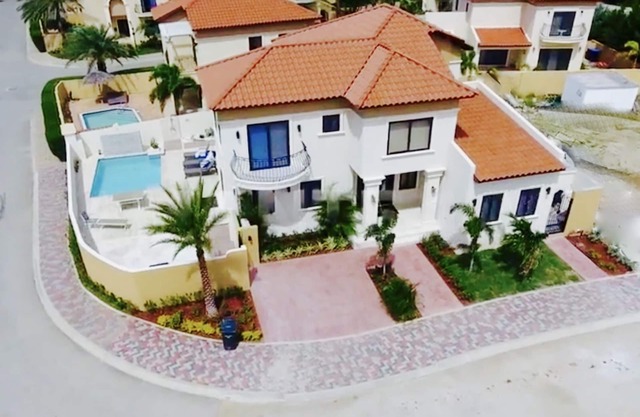 The reviews say it all! 4 BR Aruba Luxury Villa w/amazing amenities