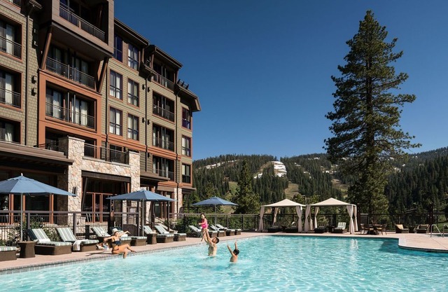 The Ritz-Carlton, Lake Tahoe 3 bedroom/ 3 1/2 bathroom