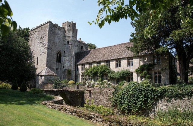 The Rooks Apartment 2 Beverston Castle