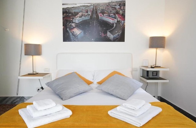 The Rooms of Piazza Cairoli, Deluxe Queen Room (Double)