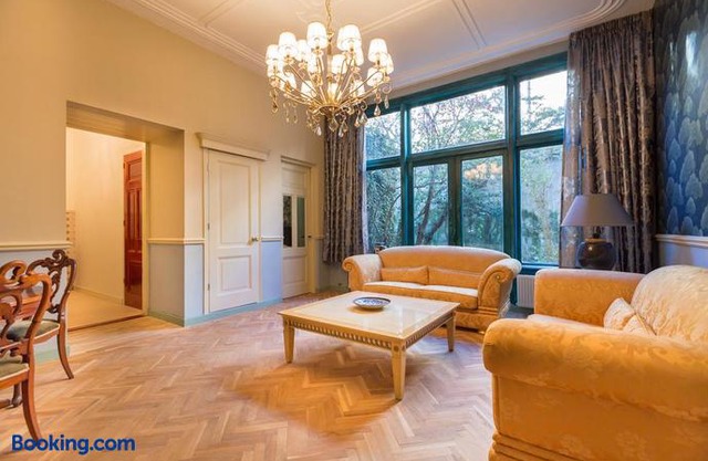 The Royal Suite II - R.Q.C.