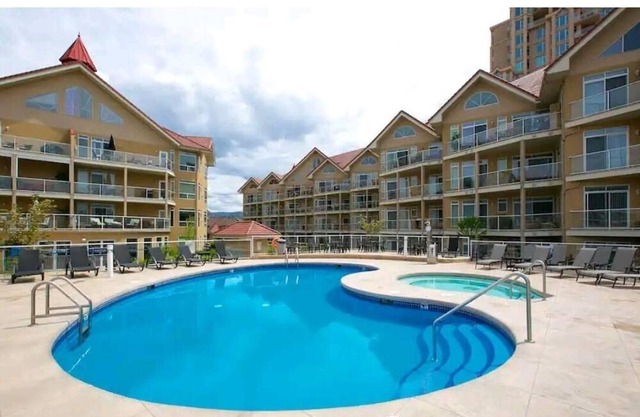 The Sanctuary at Discovery - 3 BR Lakeview Condo