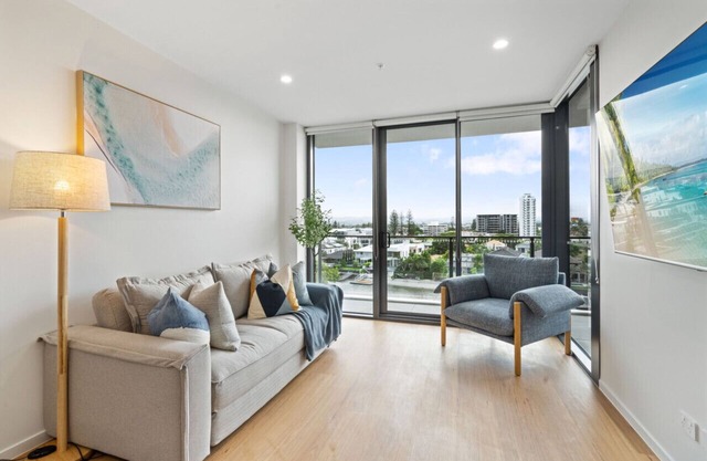 The Serenity | New Riverview Apt + Pool & Parking