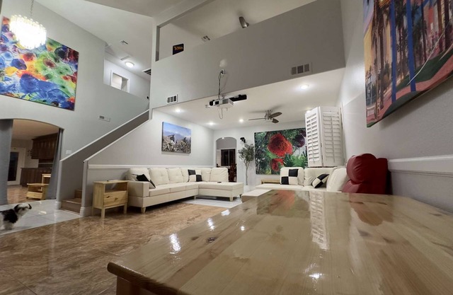 The Stone Sanctuary Northwest: Heated* Pool, Projector, Arcade Game, Billiards, Family Park Adjacent