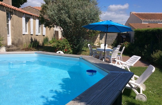 The two charming houses in the heart of the village, calm and comfort