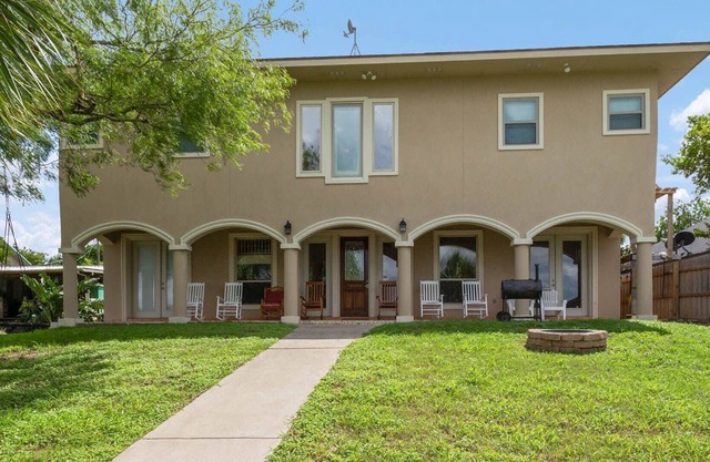 The Villa At Arroyo City 
