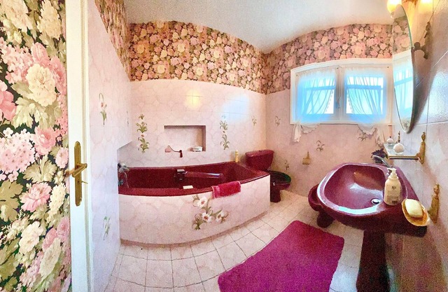 The Villa Reina
