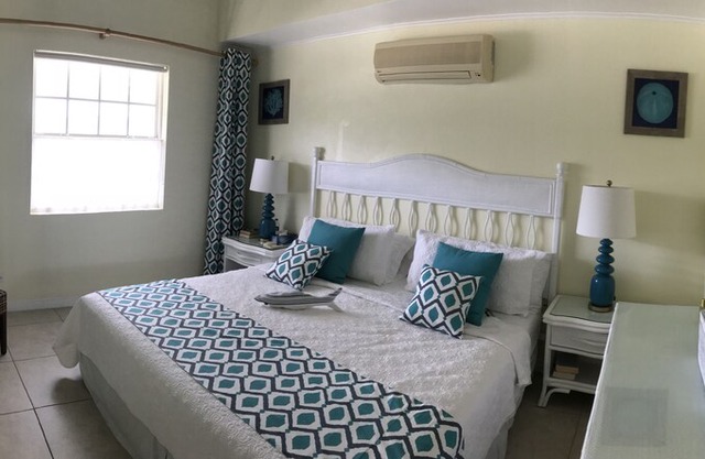 The Wicket, White Sands - West Coast Beachfront, Sun Terrace, Penthouse, Full AC