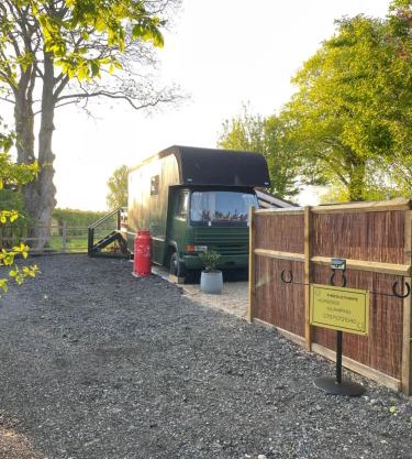 Theddlethorpe Horsebox Glamping