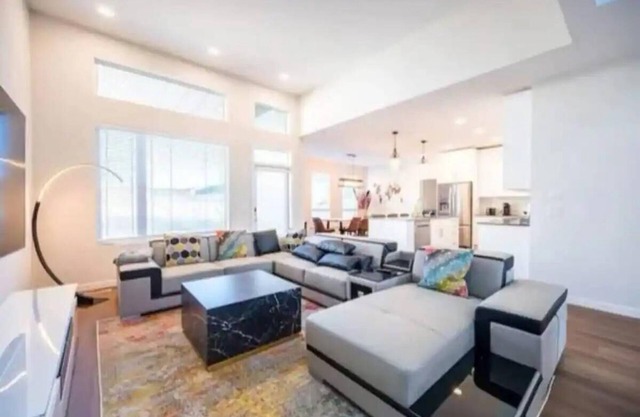 This house is a 5 bedroom(s), 3 bathrooms, located in West Kelowna, BC.