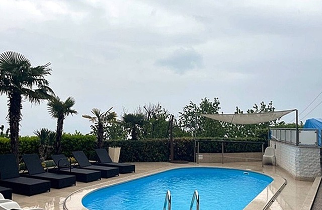 Three bedroom apartment with terrace and sea view Oprič, Opatija (A-7711-b)