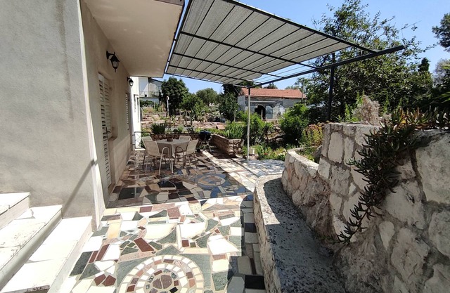 Three bedroom apartment with terrace Trpanj, Pelješac (A-15995-a)