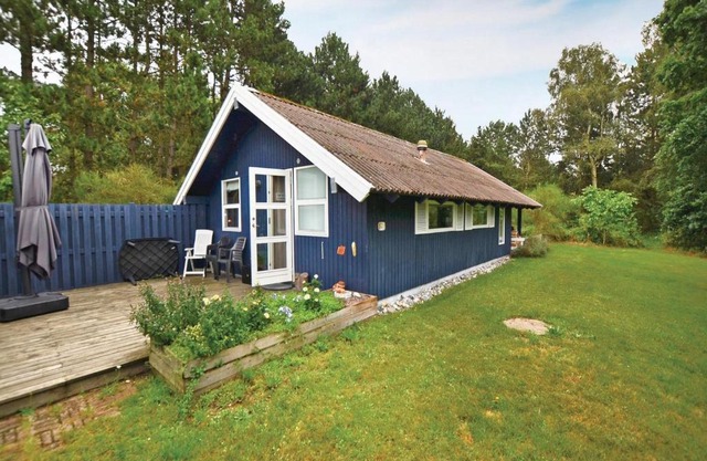 Three-Bedroom Holiday Home in Martofte